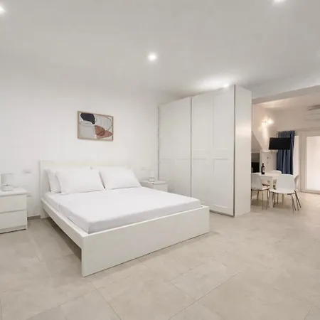 Loft Restituta - Sea, Wifi & Netflix Nyaraló